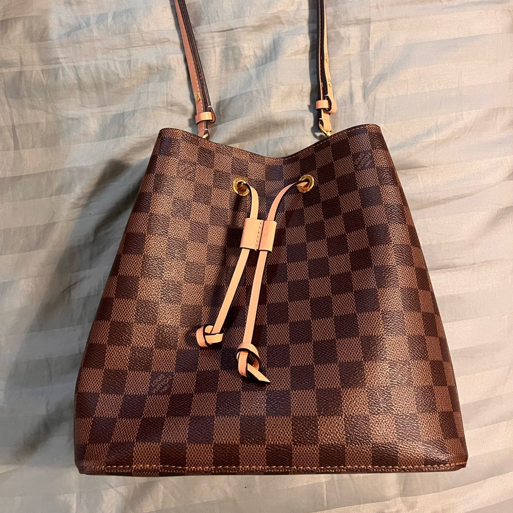Louis Vuitton NeoNoe Damier Ebene Venus Pink AUTHENTIC